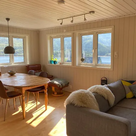 Holiday home Wilderness House