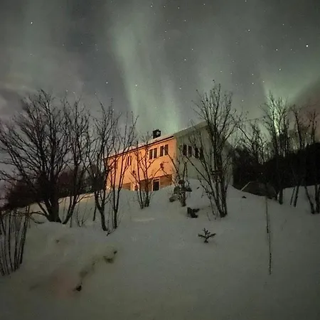 Wilderness House *