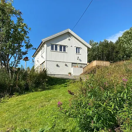 Wilderness House * Urda