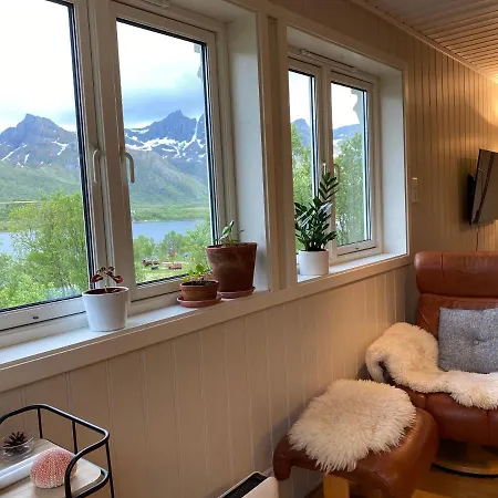 Wilderness House Urda