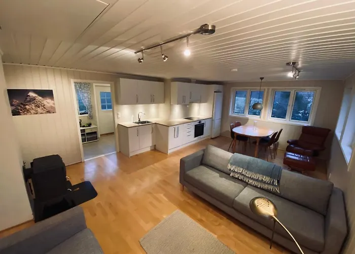 Wilderness House Urda