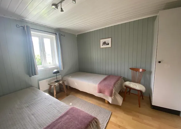 Wilderness House * Urda